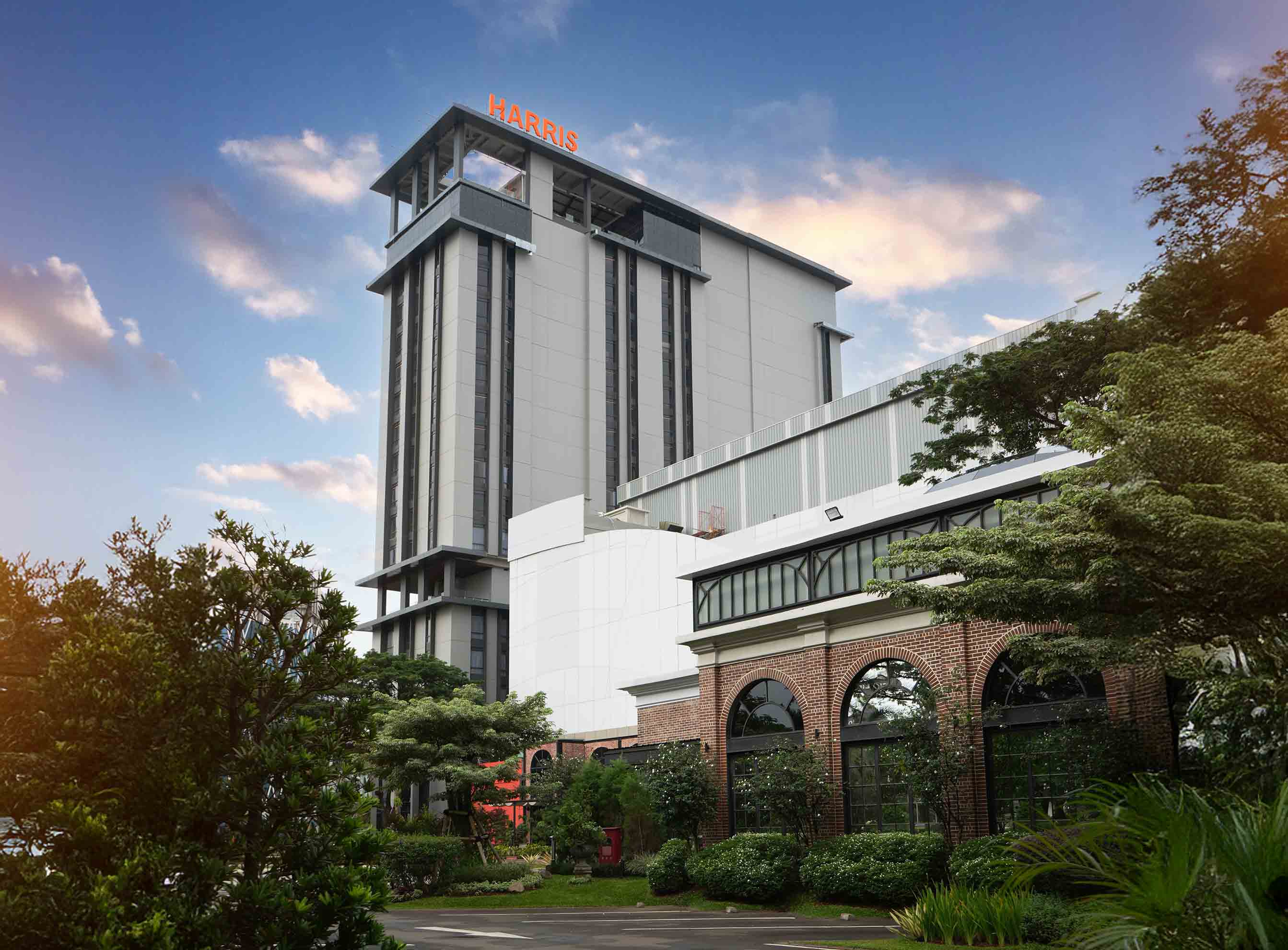 Harris Hotel & Convention Serpong Resmi Beroperasi